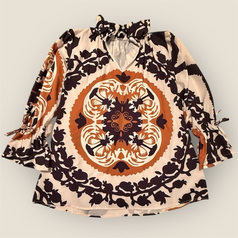 Bohemian Monochrome Patterned Blouse - Picture 1 of 6